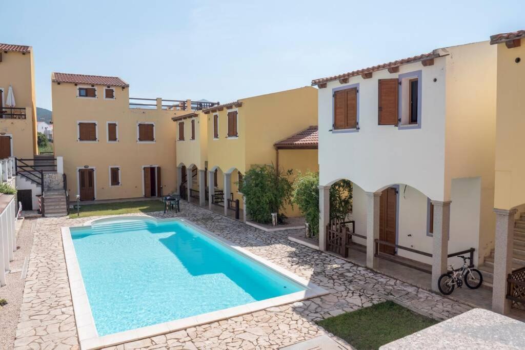 דירות Viddalba Casa Francesca מראה חיצוני תמונה