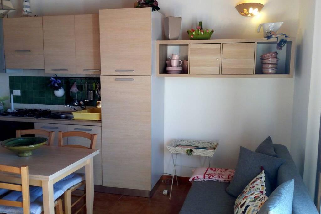 דירות Viddalba Casa Francesca מראה חיצוני תמונה