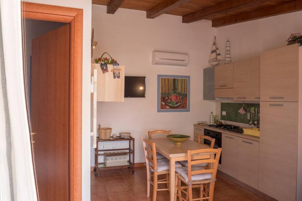 דירות Viddalba Casa Francesca מראה חיצוני תמונה